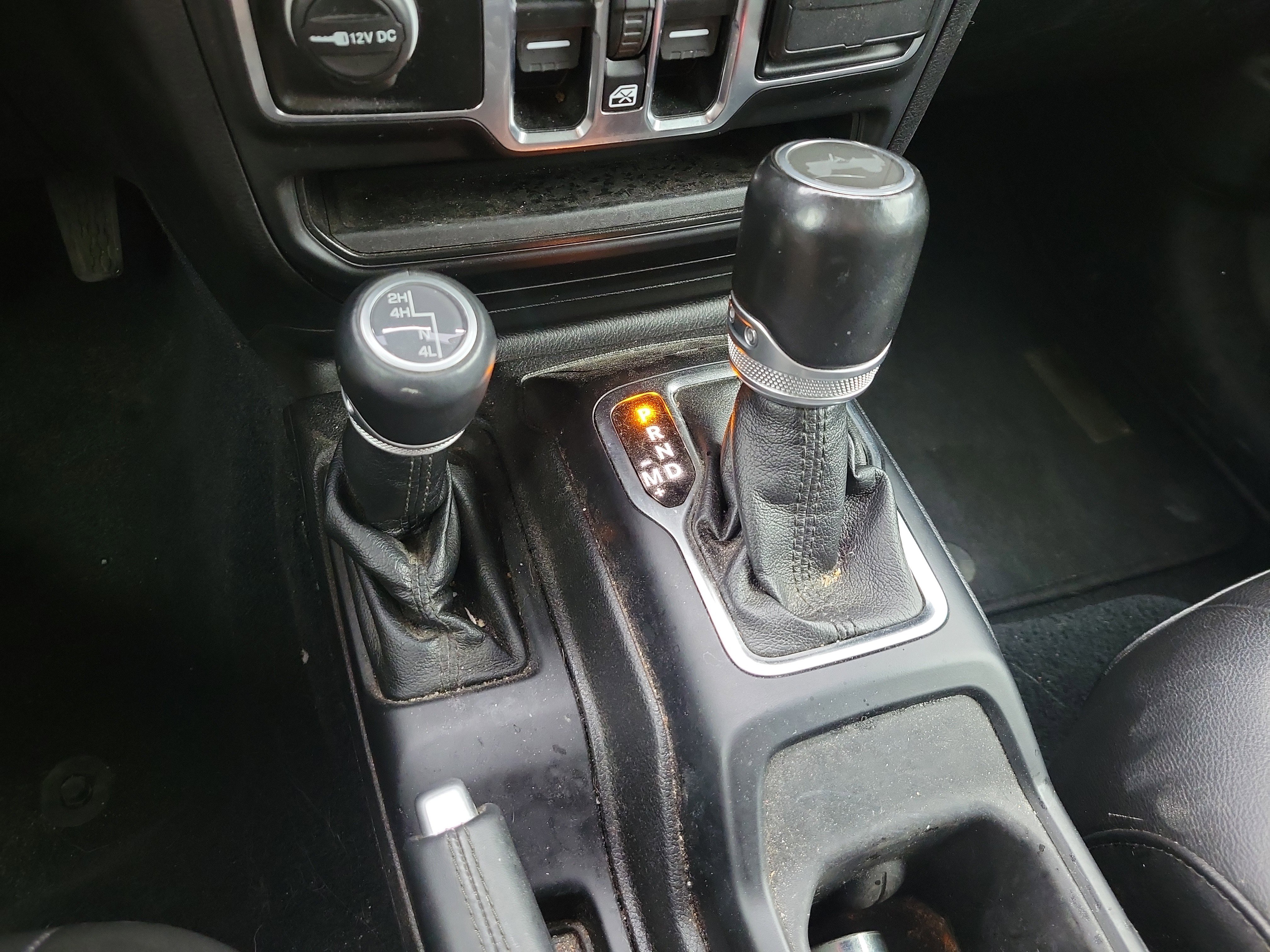 Used 2021 Jeep Wrangler Unlimited Sahara AWD/4WD image 19