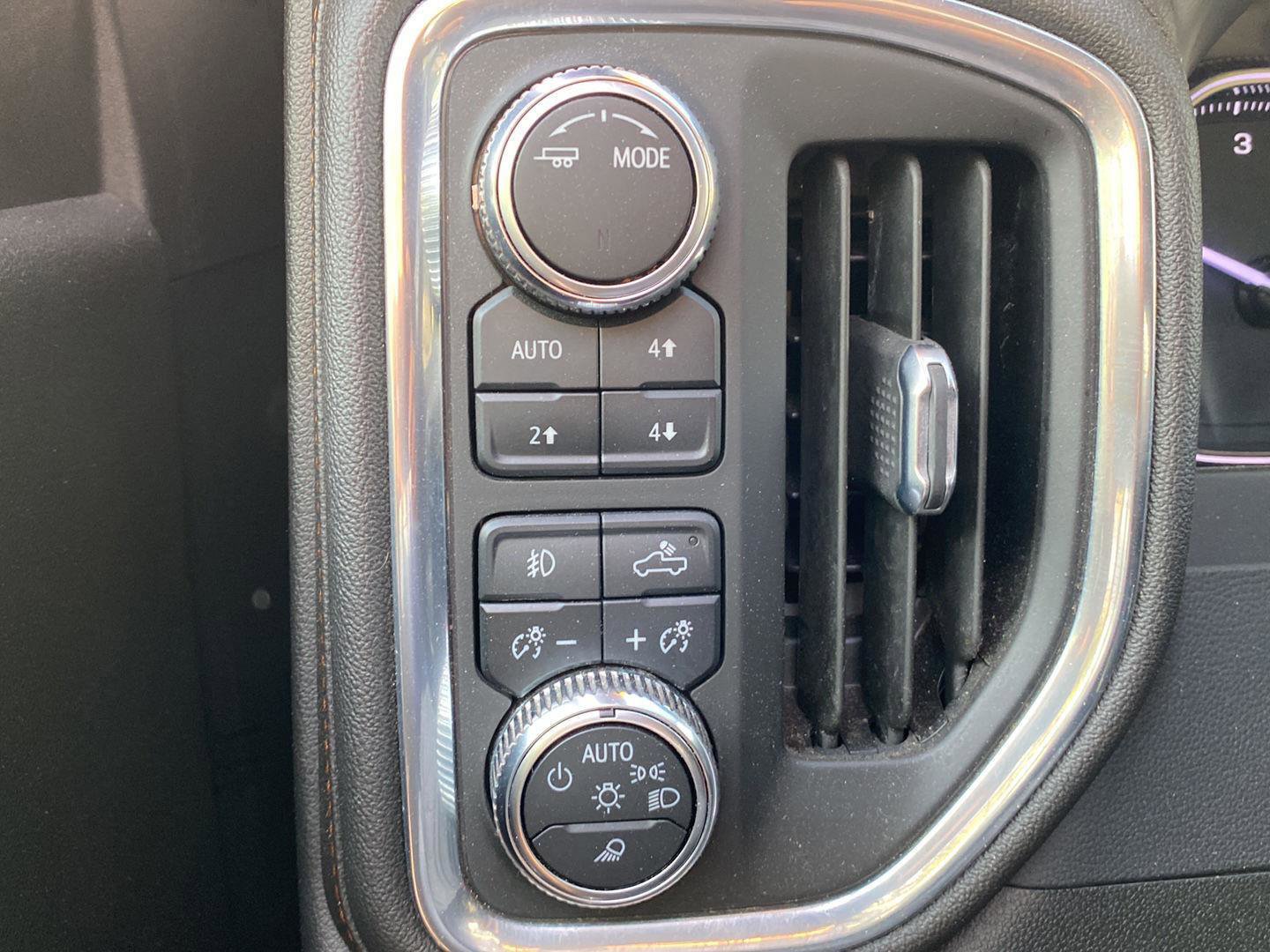 Used 2021 GMC Sierra 1500 AT4 image 20