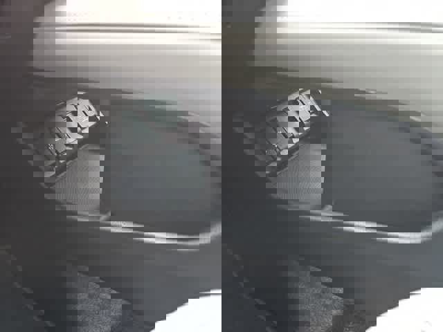 Used 2017 Honda HR-V LX image 18