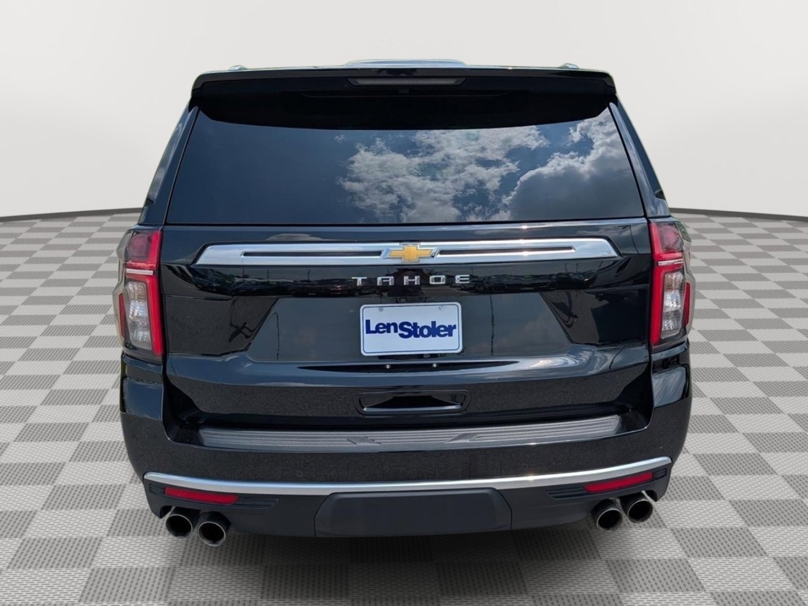 Used 2024 Chevrolet Tahoe High Country w/ Advanced Technology Package AWD/4WD image 4
