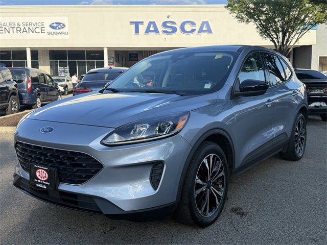 Used 2022 Ford Escape SE w/ SE Sport Appearance Package