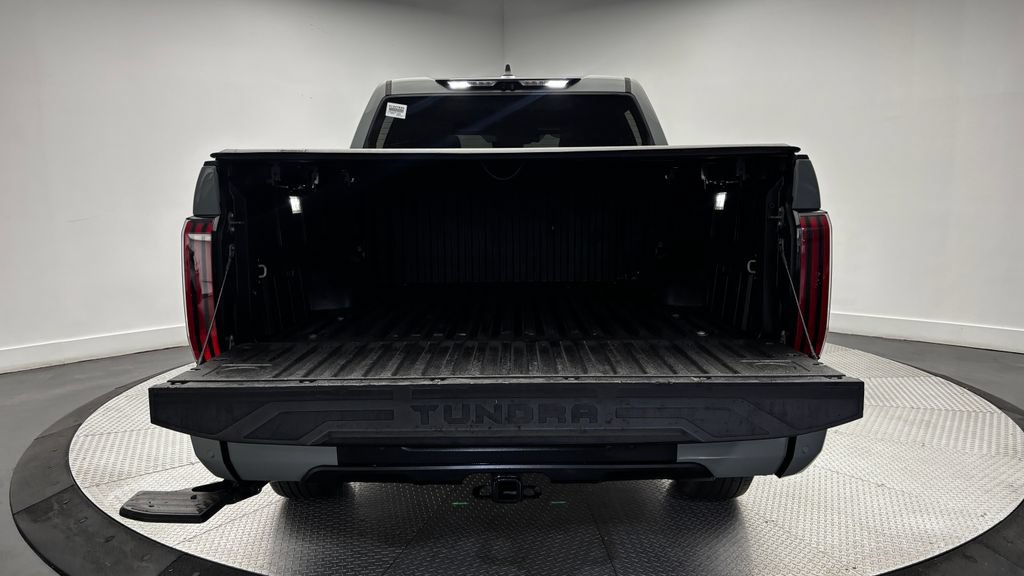 Used 2024 Toyota Tundra Platinum AWD/4WD image 42