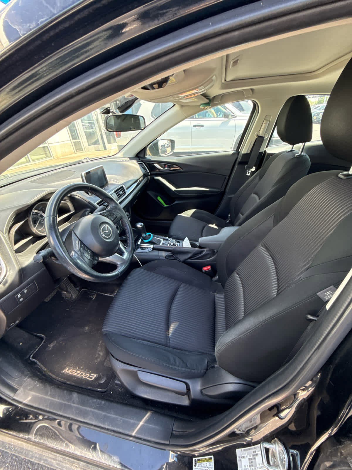 Used 2016 MAZDA MAZDA3 i Touring FWD image 8