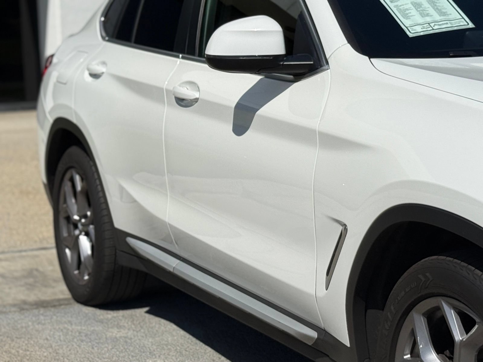 Used 2023 BMW X4 xDrive30i w/ Convenience Package AWD/4WD image 9