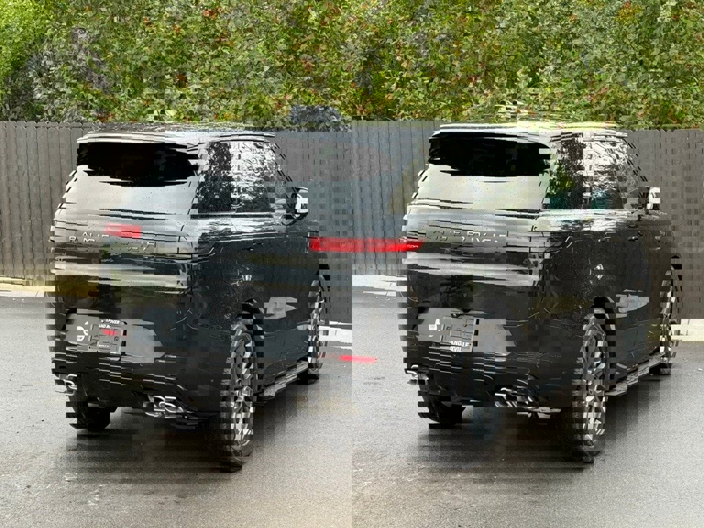 New 2025 Land Rover Range Rover Sport Dynamic SE image 5