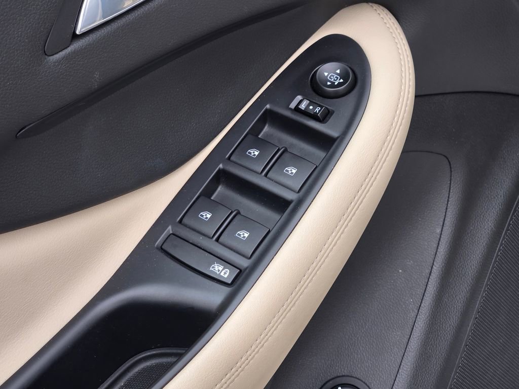 Used 2017 Buick Envision Preferred w/ LPO, Cargo Package FWD image 29