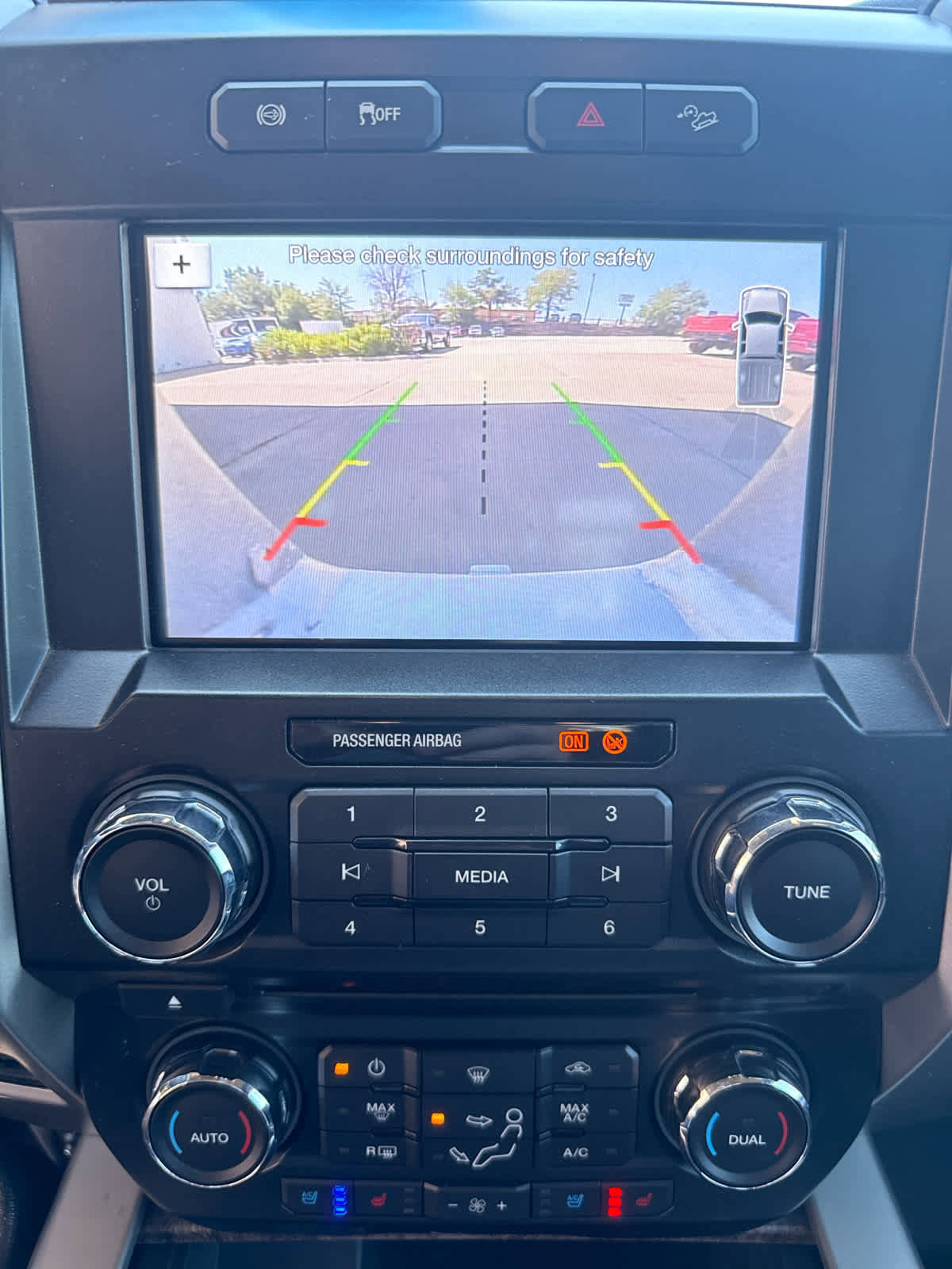 Used 2017 Ford F450 Lariat w/ Chrome Package image 21