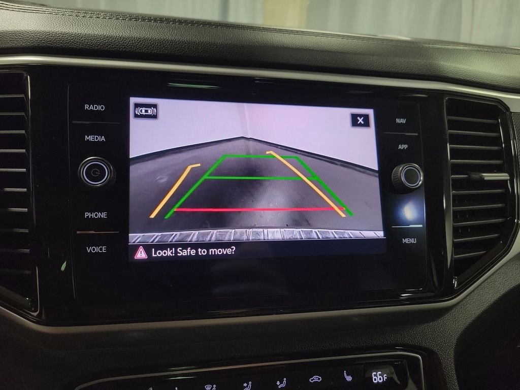 Used 2021 Volkswagen Atlas SEL R-Line AWD/4WD image 18