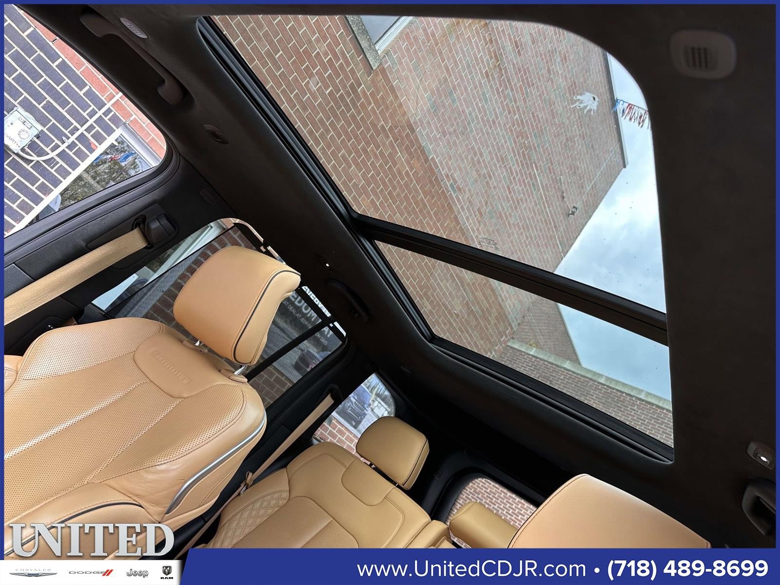 Used 2022 Jeep Grand Cherokee Summit image 12