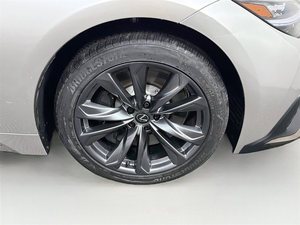 Used 2024 Lexus LS 500 F Sport image 34