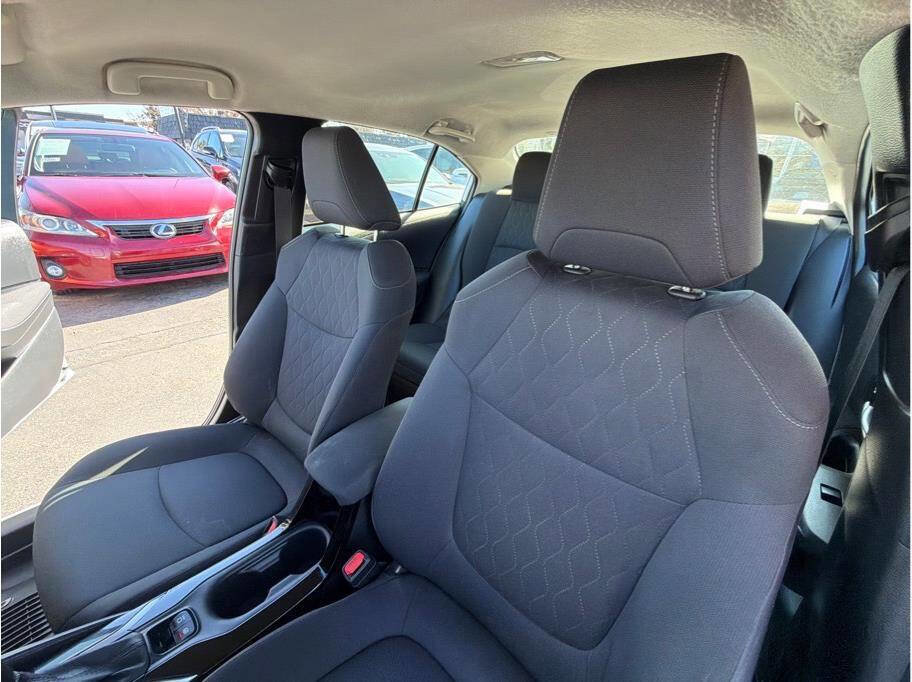 Used 2020 Toyota Corolla LE image 15