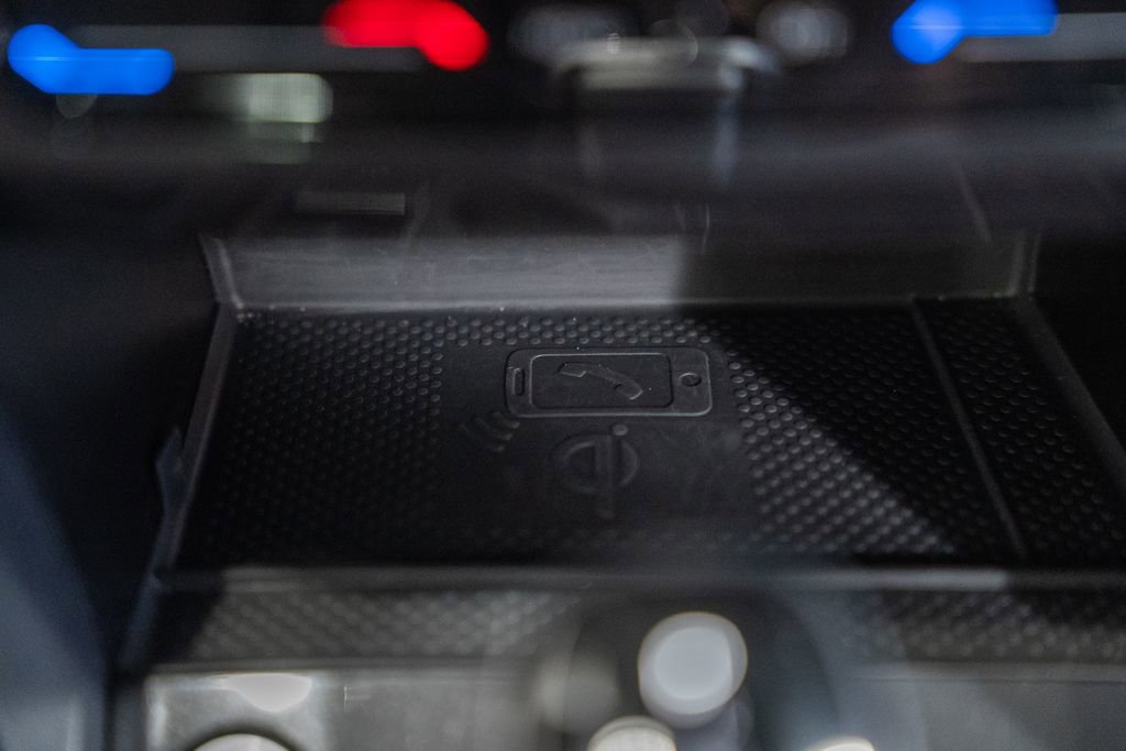 Used 2024 Volkswagen Tiguan SE R-Line image 24