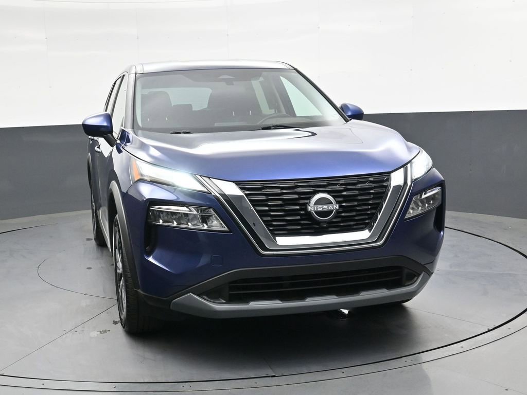 Used 2023 Nissan Rogue SV image 10