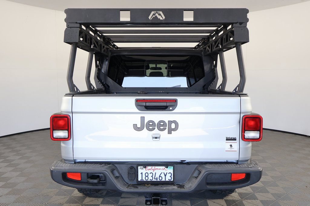 Used 2023 Jeep Gladiator Sport AWD/4WD image 5