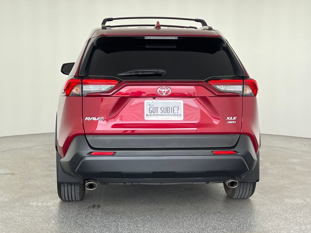 Used 2025 Toyota RAV4 XLE AWD/4WD image 5
