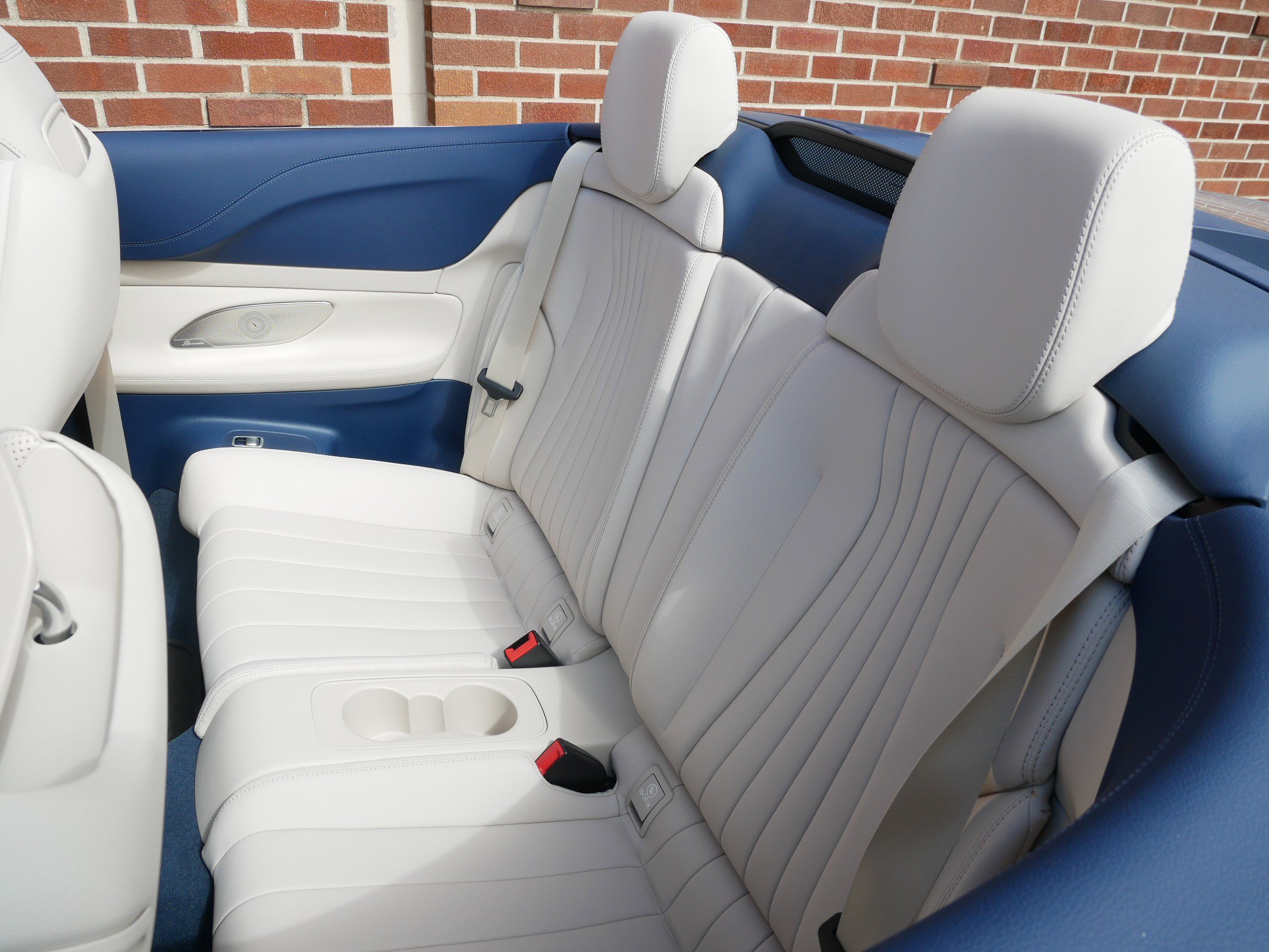 Used 2022 Mercedes-Benz E 450 4MATIC Cabriolet image 10