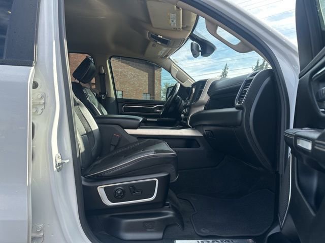 Used 2020 RAM 1500 Laramie image 24