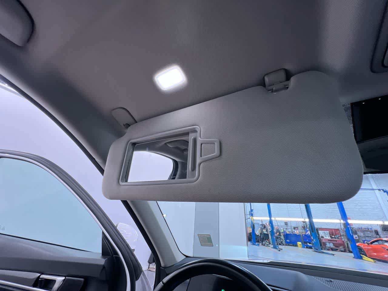 Used 2025 Kia Telluride S FWD image 36
