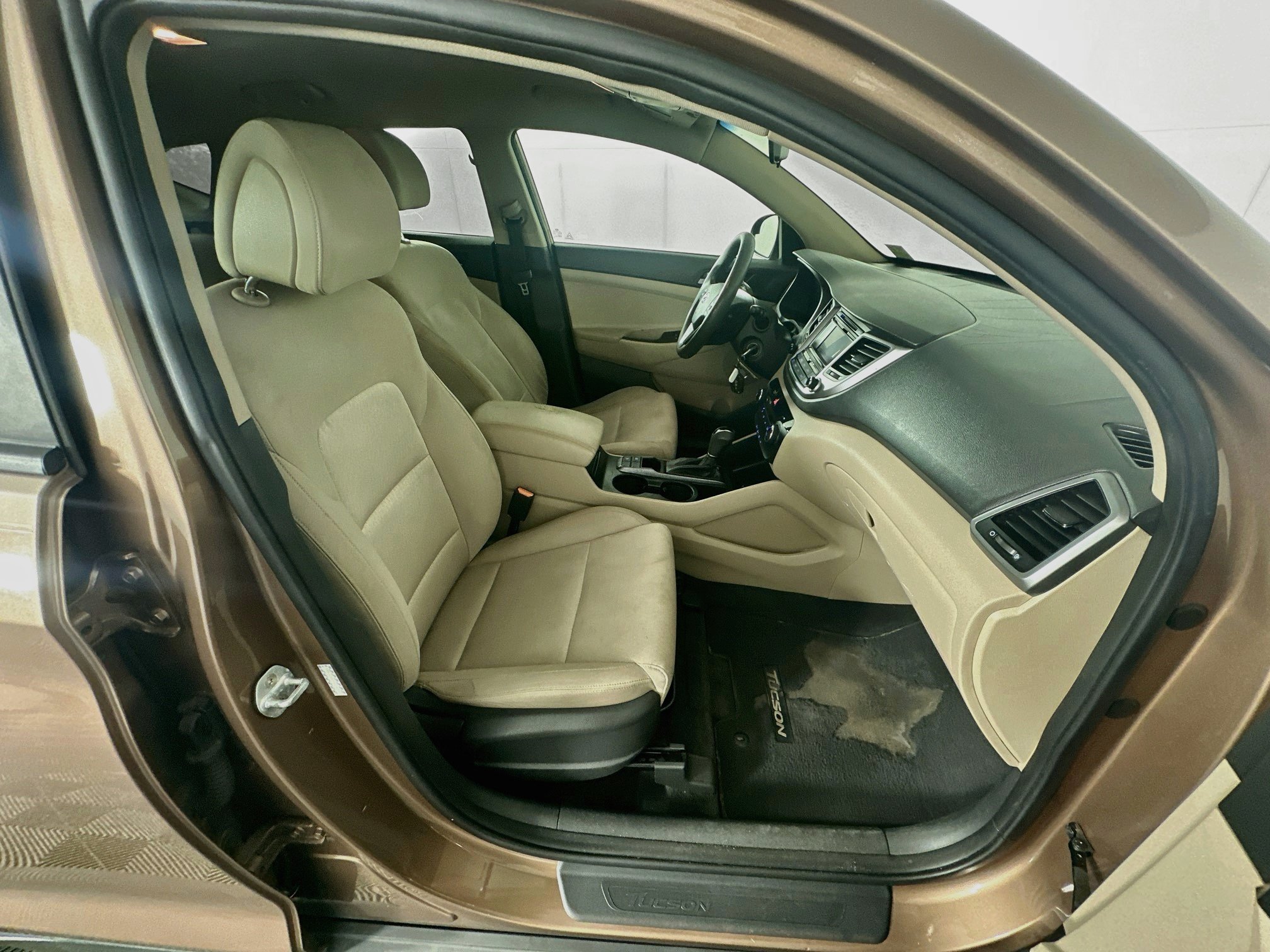 Used 2016 Hyundai Tucson SE w/ Option Group 02 FWD image 28