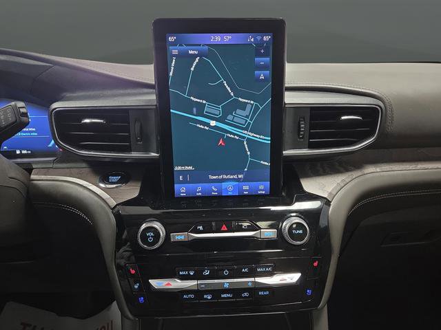 Used 2023 Ford Explorer Platinum w/ Technology Package image 9