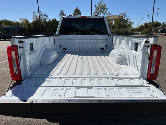 New 2026 Ford F250 XLT w/ F-250 >10K GVWR Package image 15