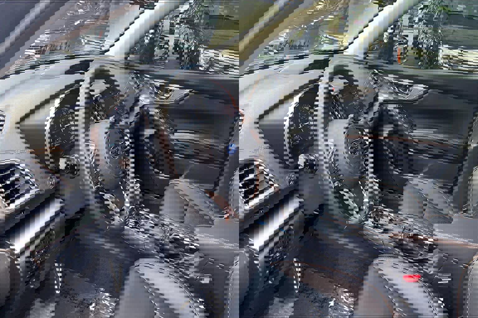 Used 2023 Subaru Crosstrek 2.5i Limited image 18