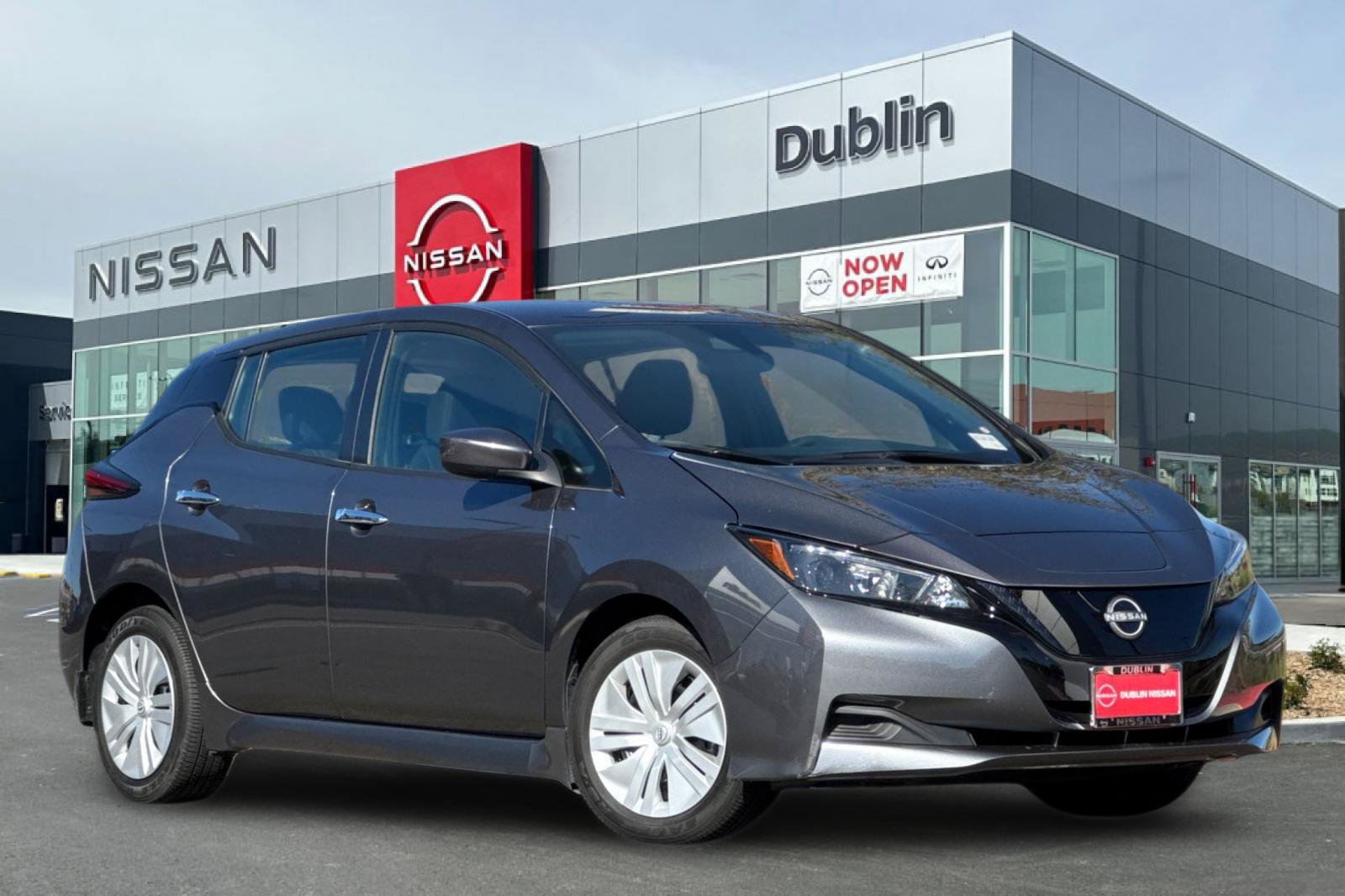 Certified 2025 Nissan Leaf S FWD image 2