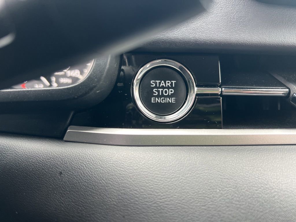 Used 2024 Mitsubishi Outlander SE image 59