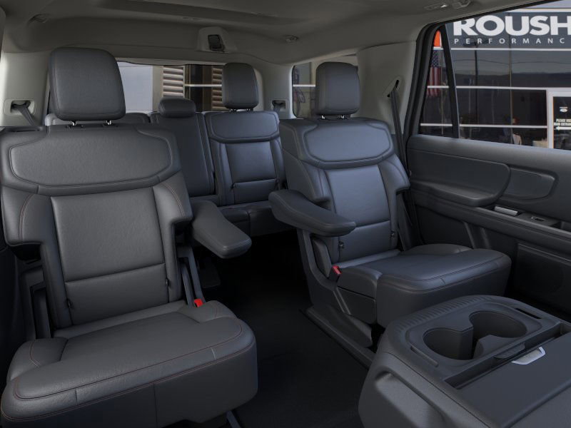 New 2025 Ford Expedition Active image 11