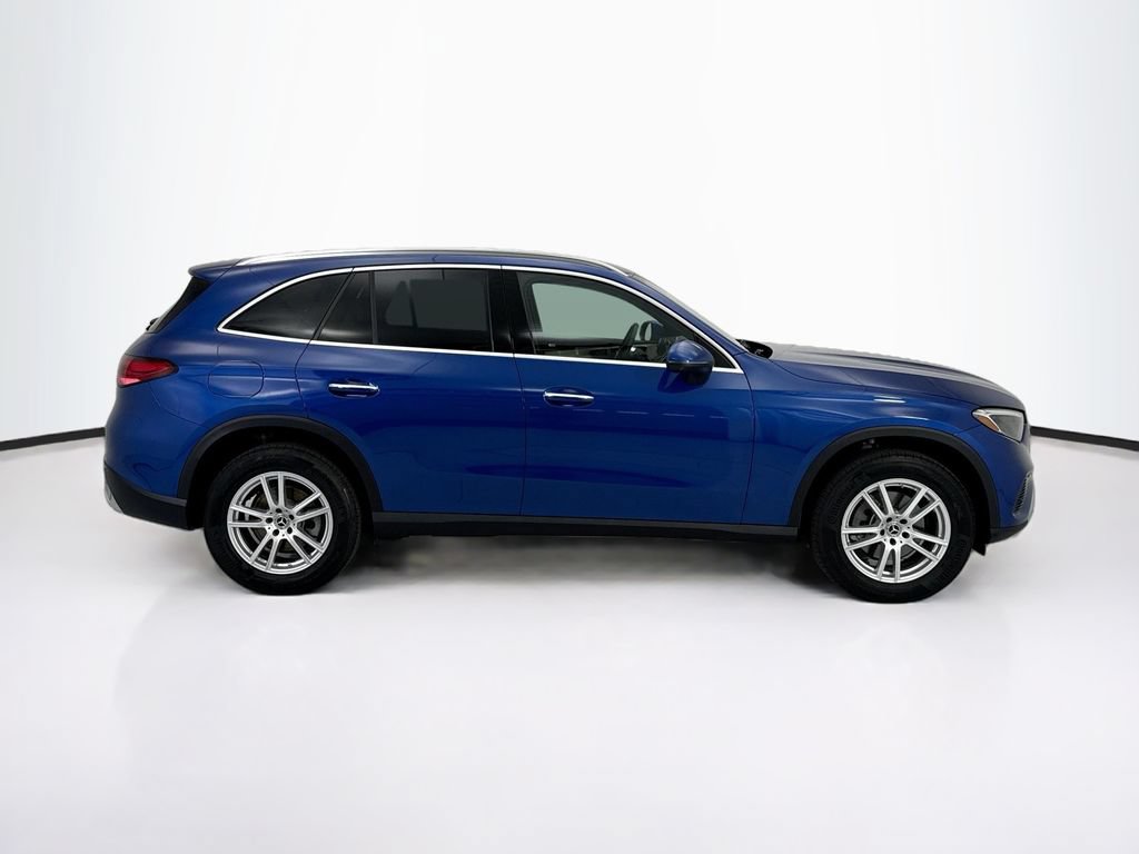 Certified 2026 Mercedes-Benz GLC 300 image 4
