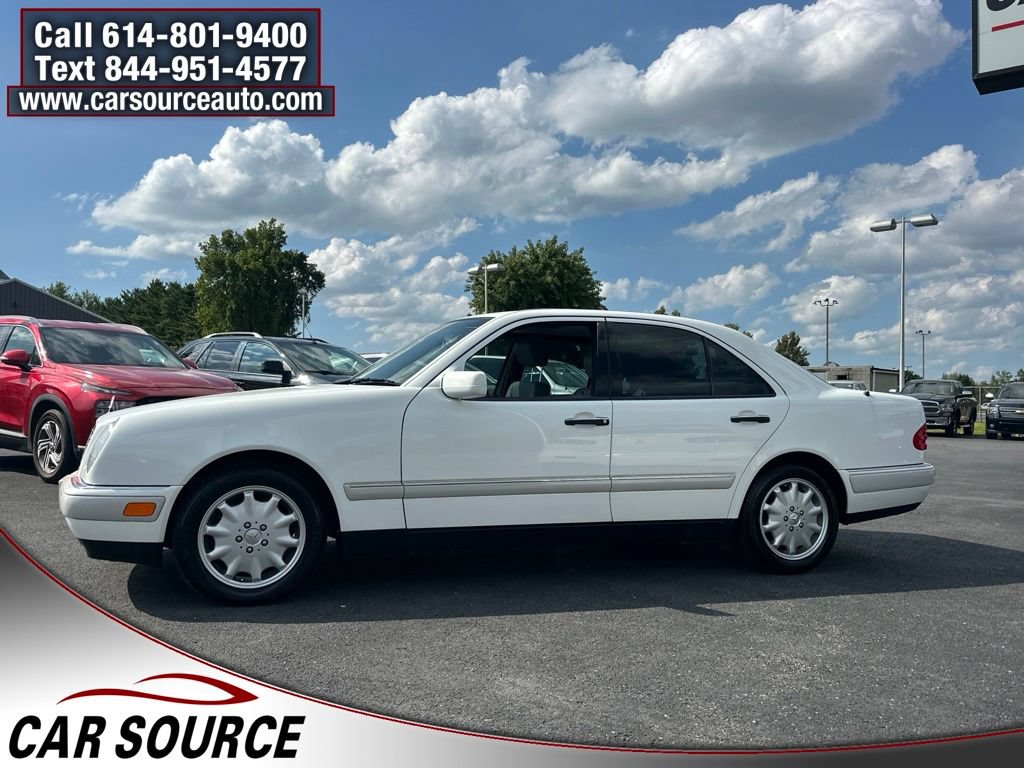 Used 1996 Mercedes-Benz E 320 Sedan image 4