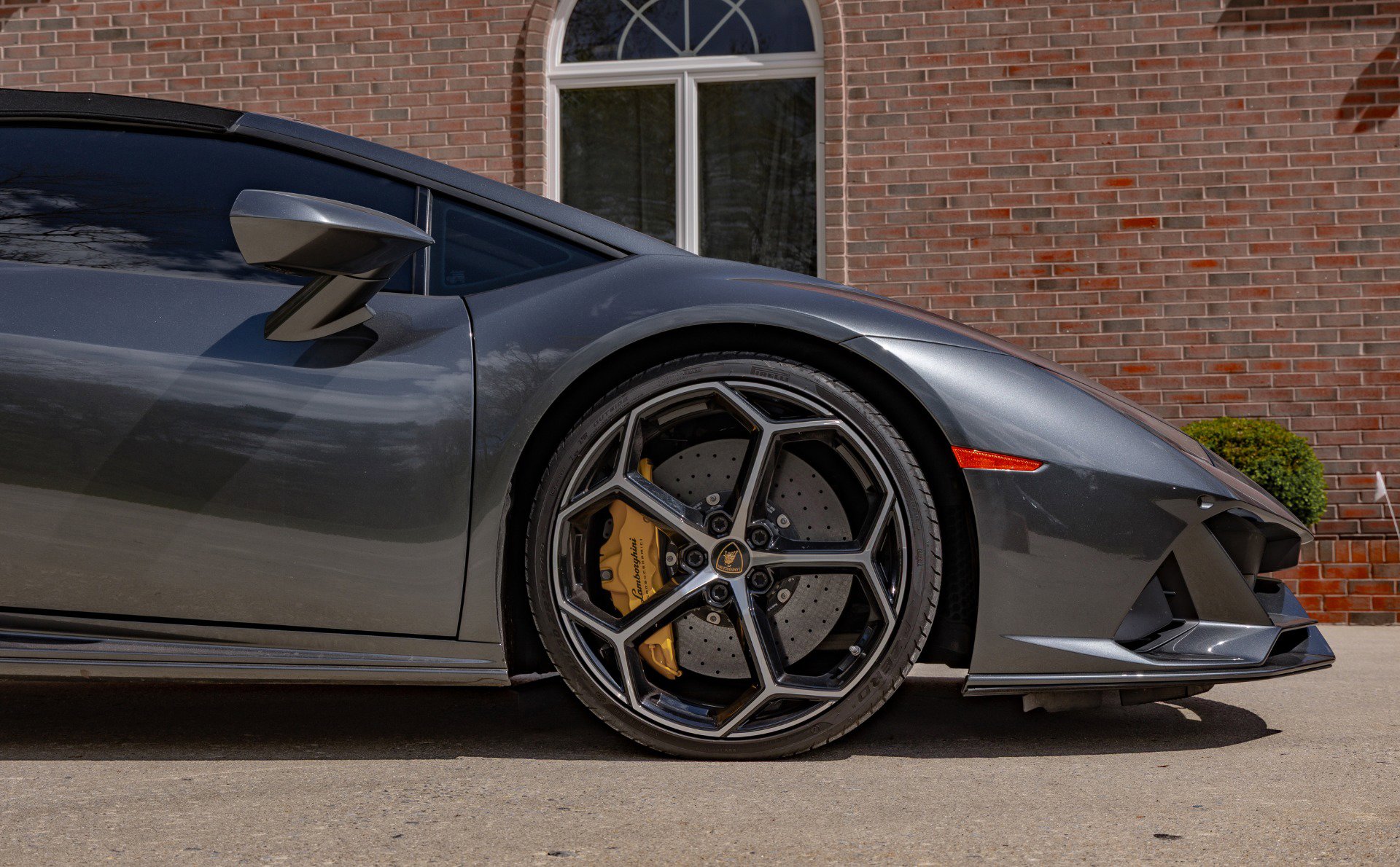 Used 2020 Lamborghini Huracan EVO AWD/4WD image 18