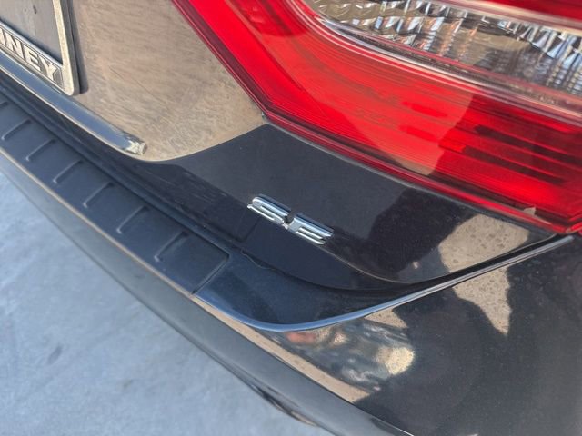 Used 2020 Toyota Camry SE w/ Convenience Package image 4