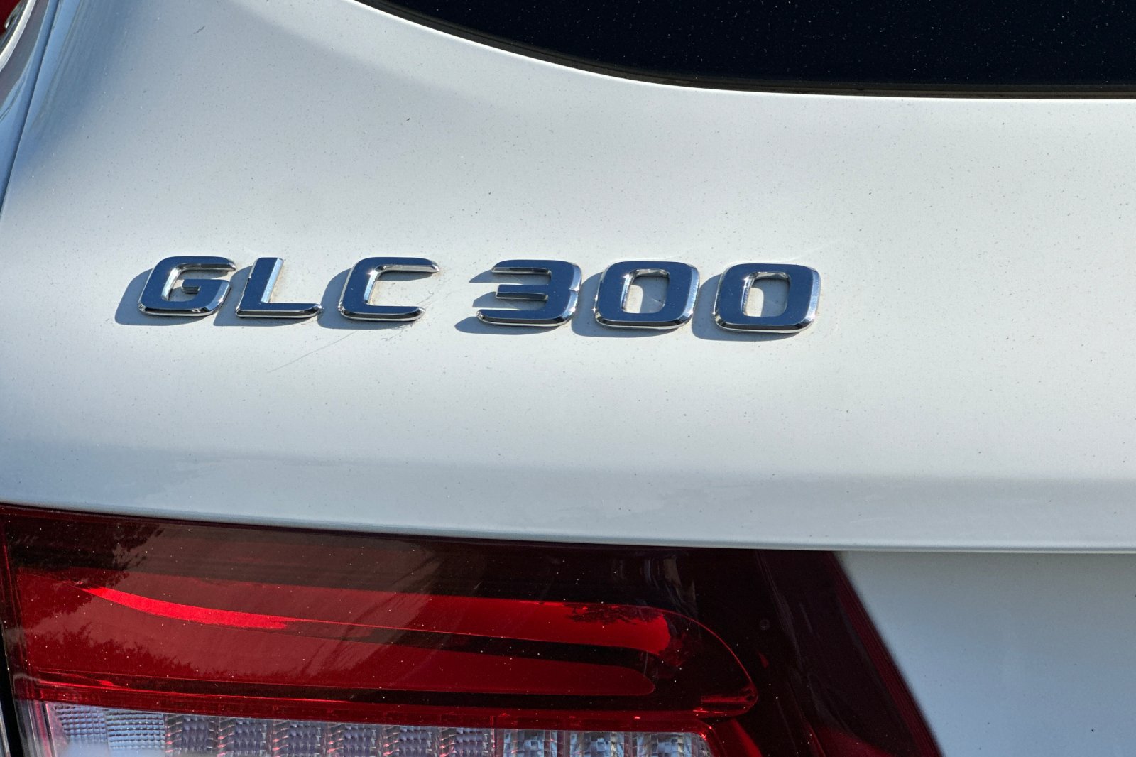 Used 2018 Mercedes-Benz GLC 300 4MATIC image 29