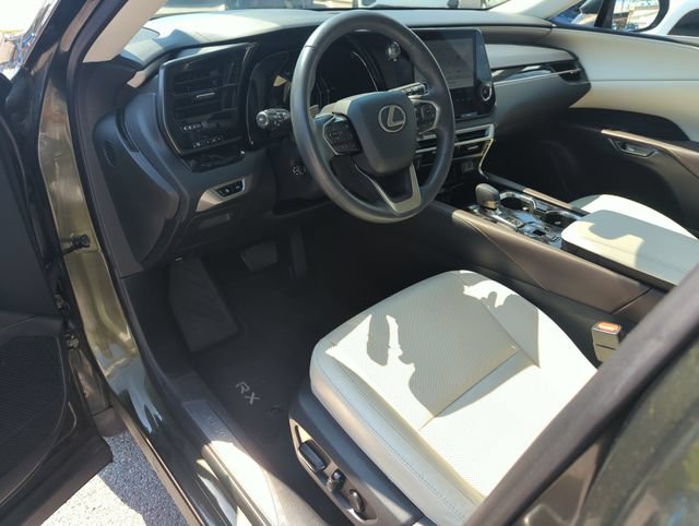 Used 2024 Lexus RX 350 FWD w/ Technology Package image 8