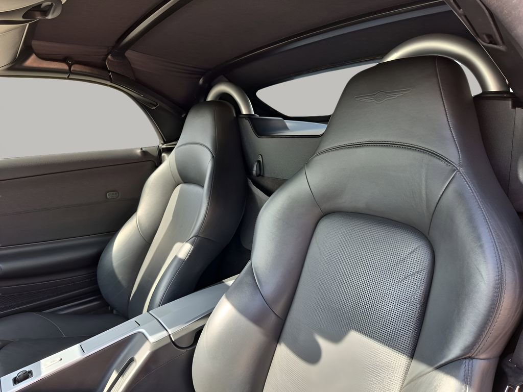 Used 2006 Chrysler Crossfire Limited image 19