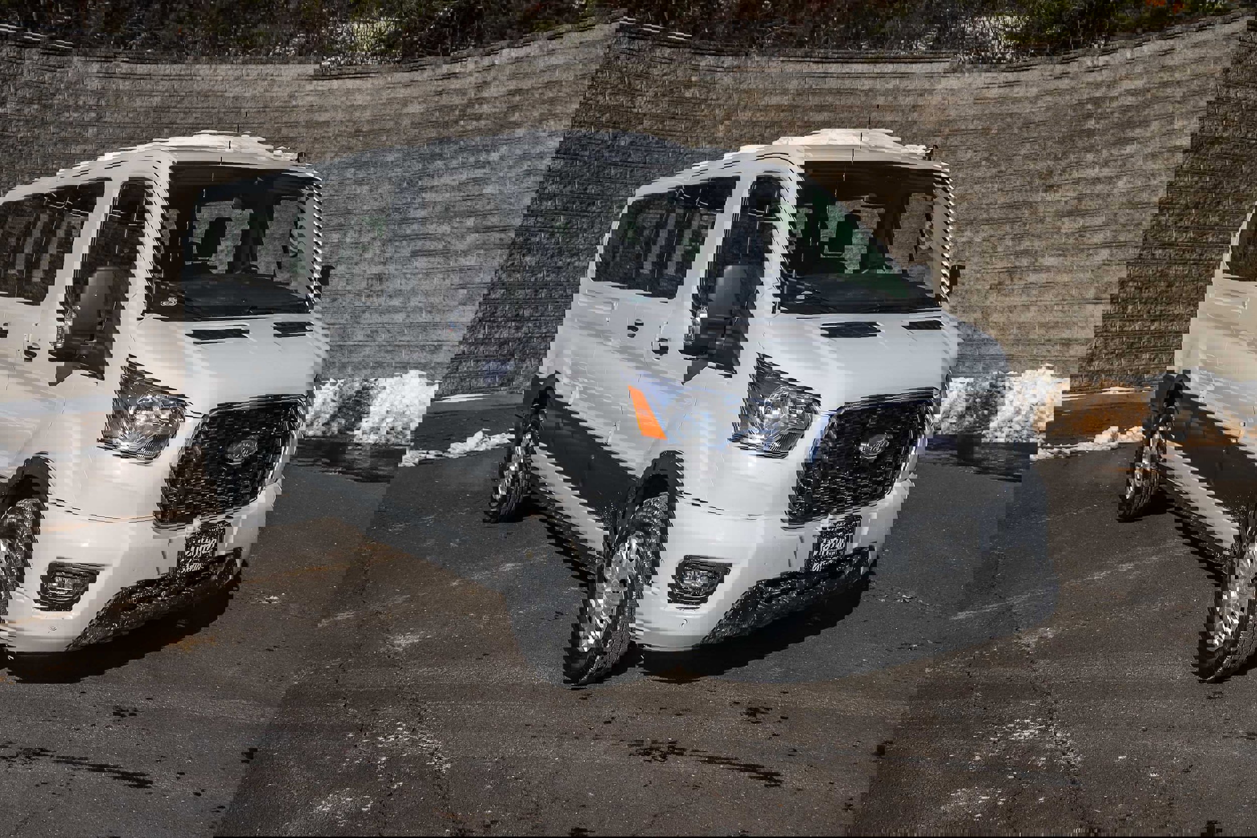 Used 2021 Ford Transit 350 XLT image 2