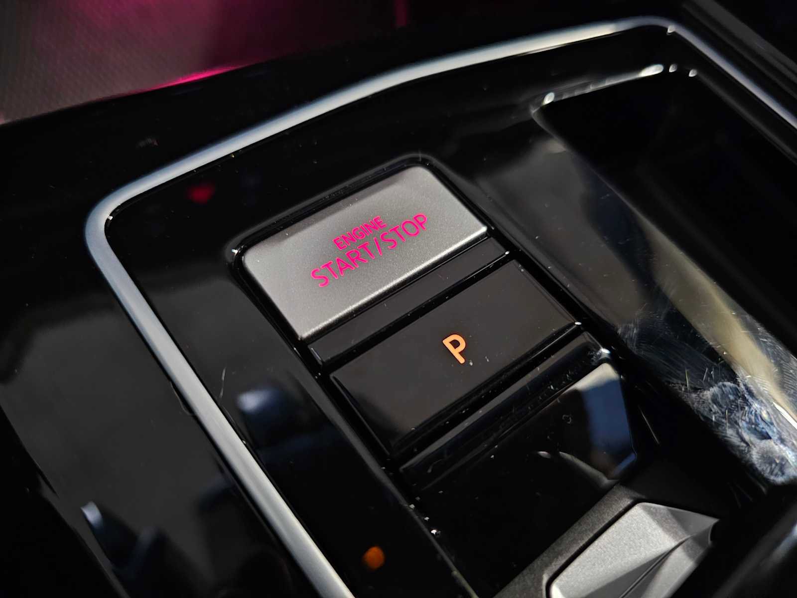 Used 2024 Volkswagen GTI SE FWD image 25