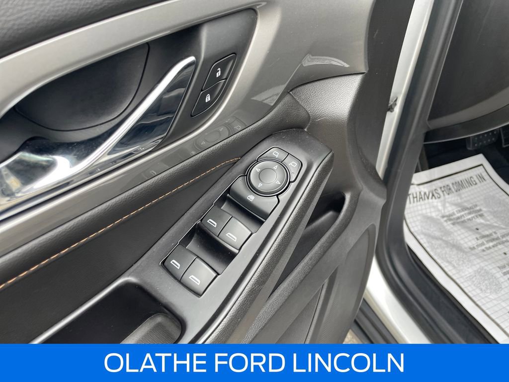 Used 2019 Chevrolet Traverse LS FWD image 19