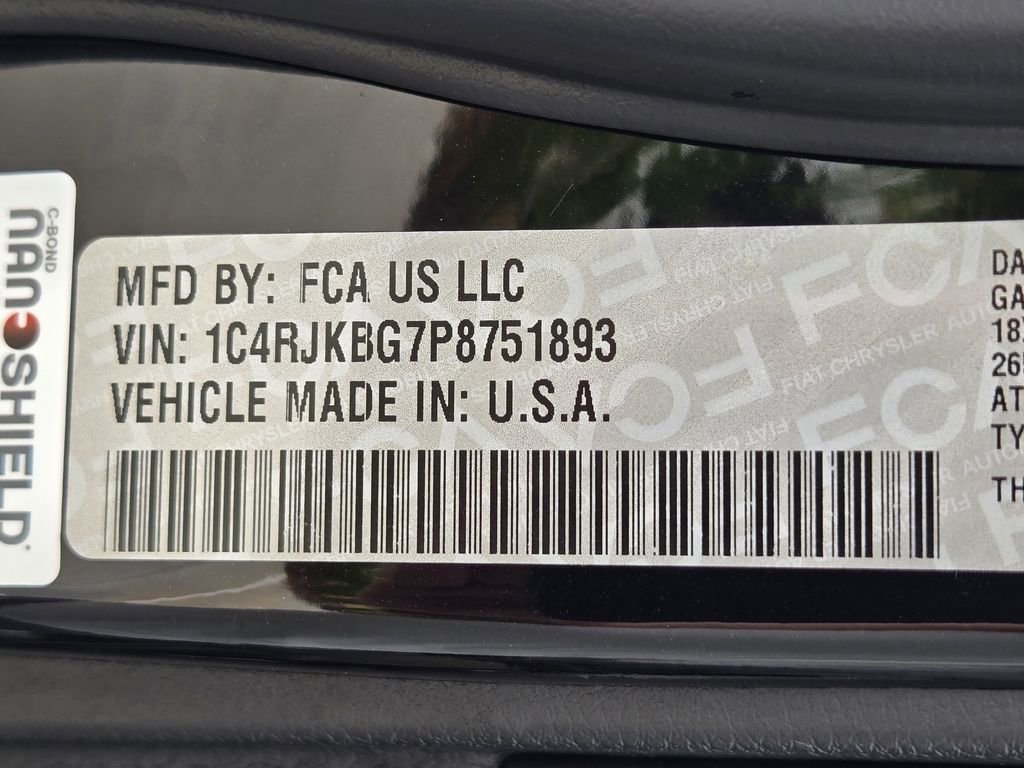 Used 2023 Jeep Grand Cherokee L Limited image 34