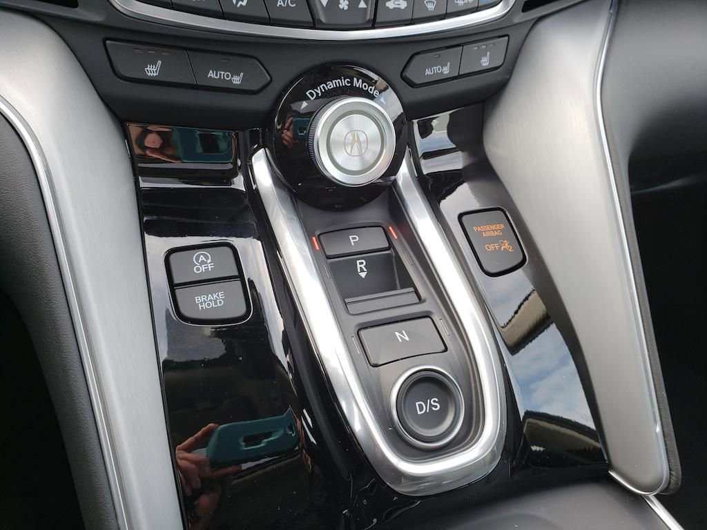 Certified 2025 Acura TLX w/ Technology Package image 29