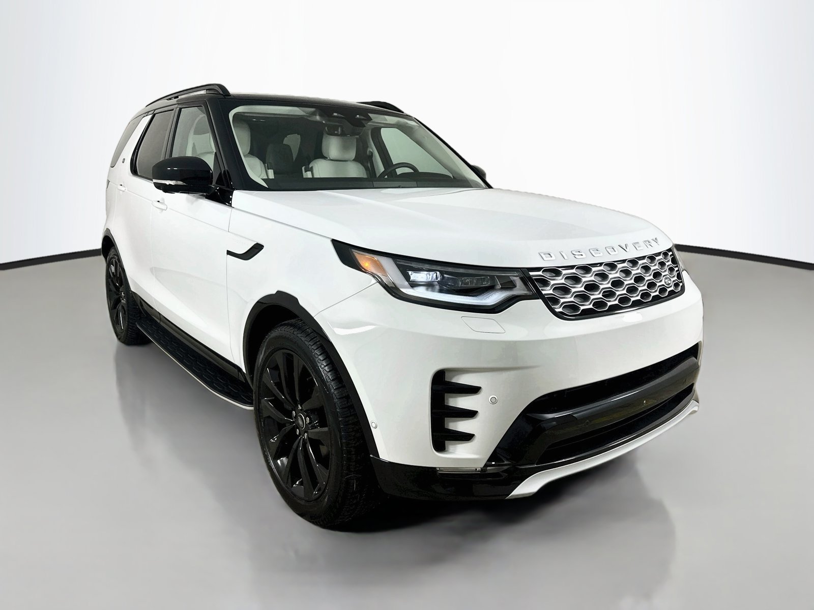 New 2026 Land Rover Discovery Limited Edition AWD/4WD image 3