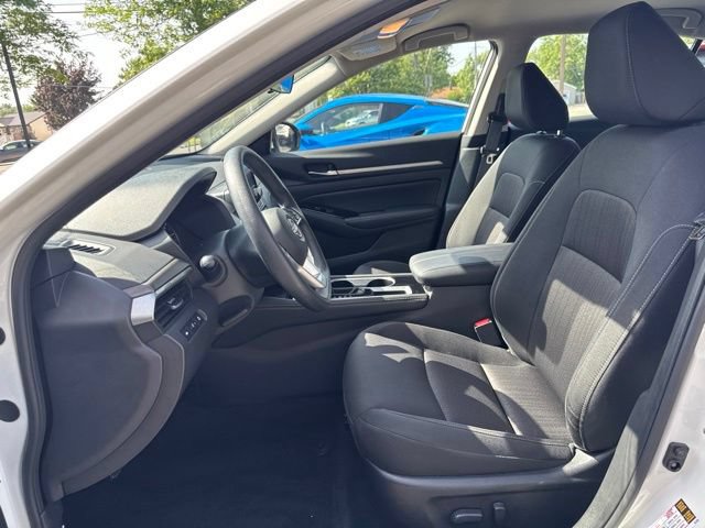 Used 2023 Nissan Altima 2.5 SV FWD image 10