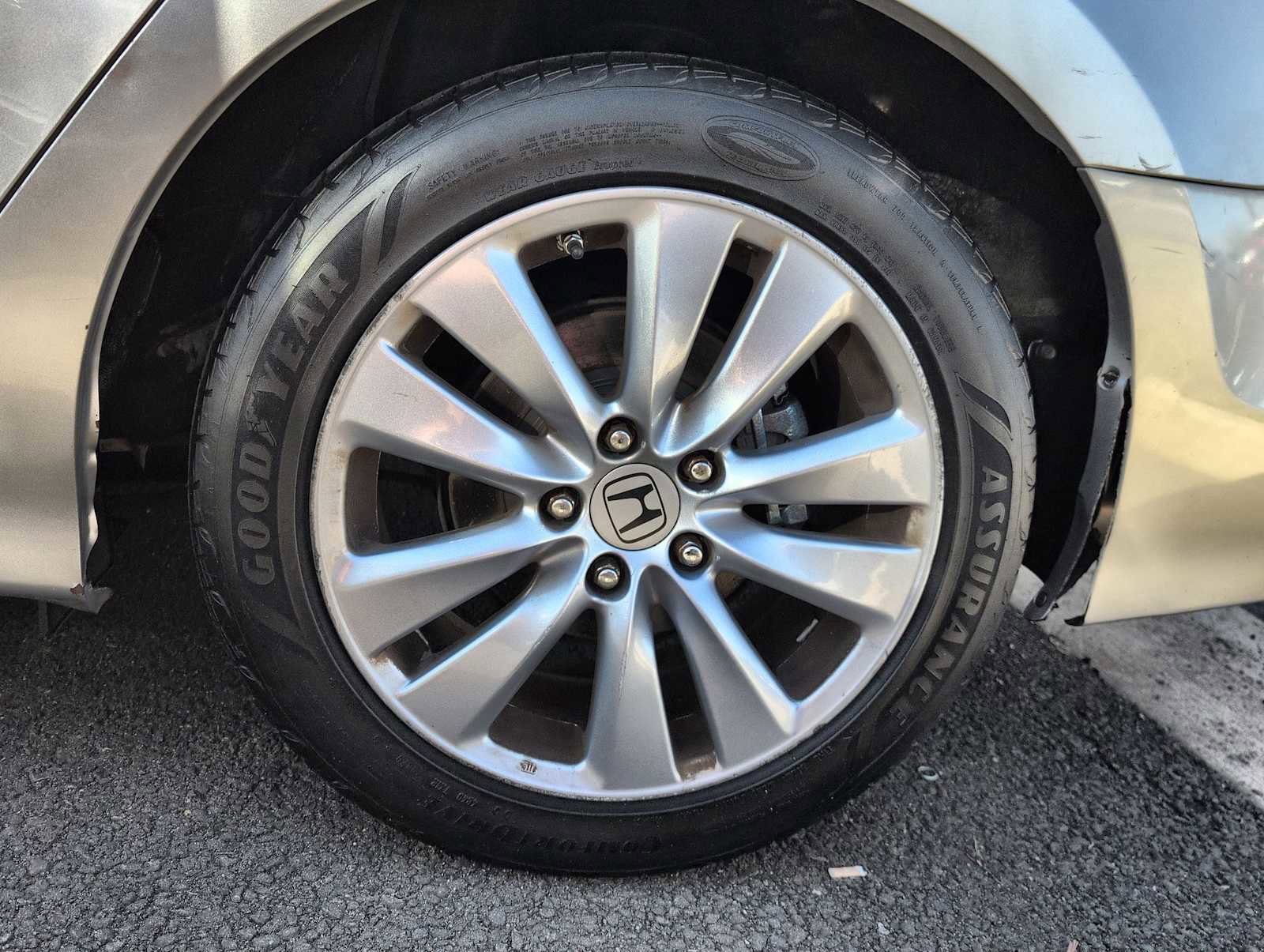 Used 2011 Honda Accord EX-L image 14