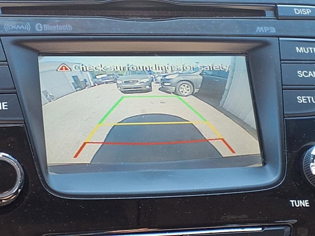 Used 2014 Hyundai Elantra SE w/ Option Group 02 FWD image 7