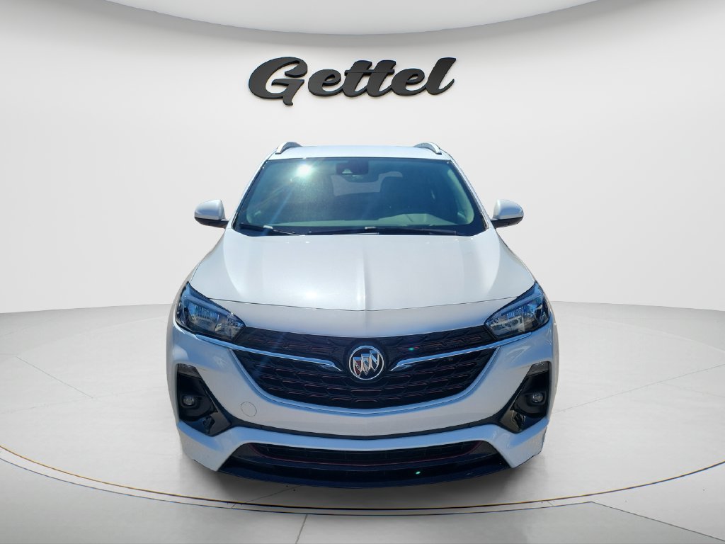 Used 2022 Buick Encore GX Select w/ Sport Touring Package FWD image 2