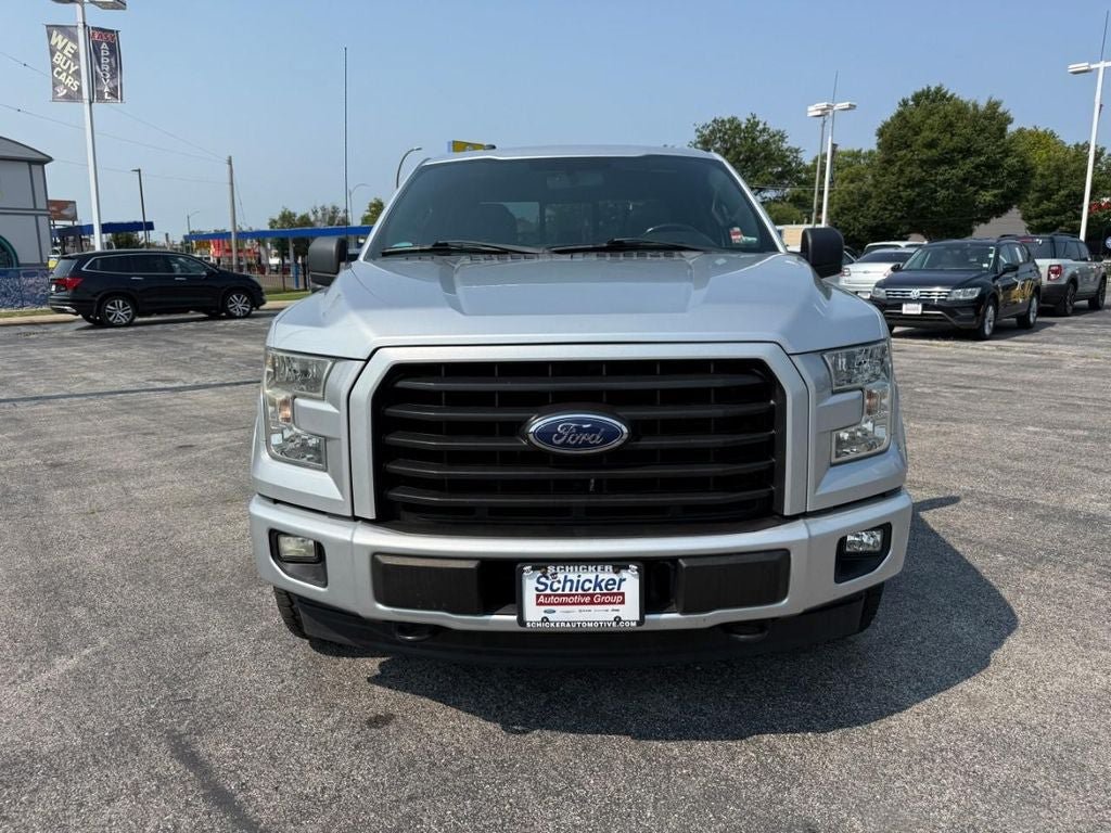 Used 2017 Ford F150 XLT w/ Equipment Group 302A Luxury AWD/4WD image 9