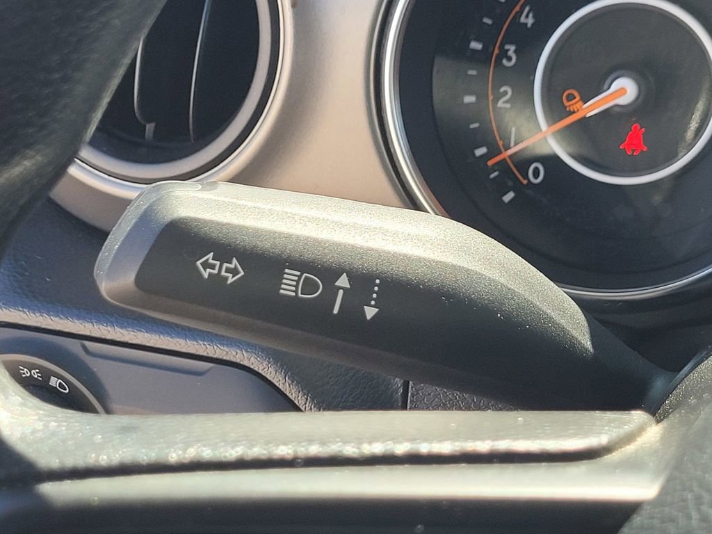 Used 2022 Jeep Gladiator Sport image 25