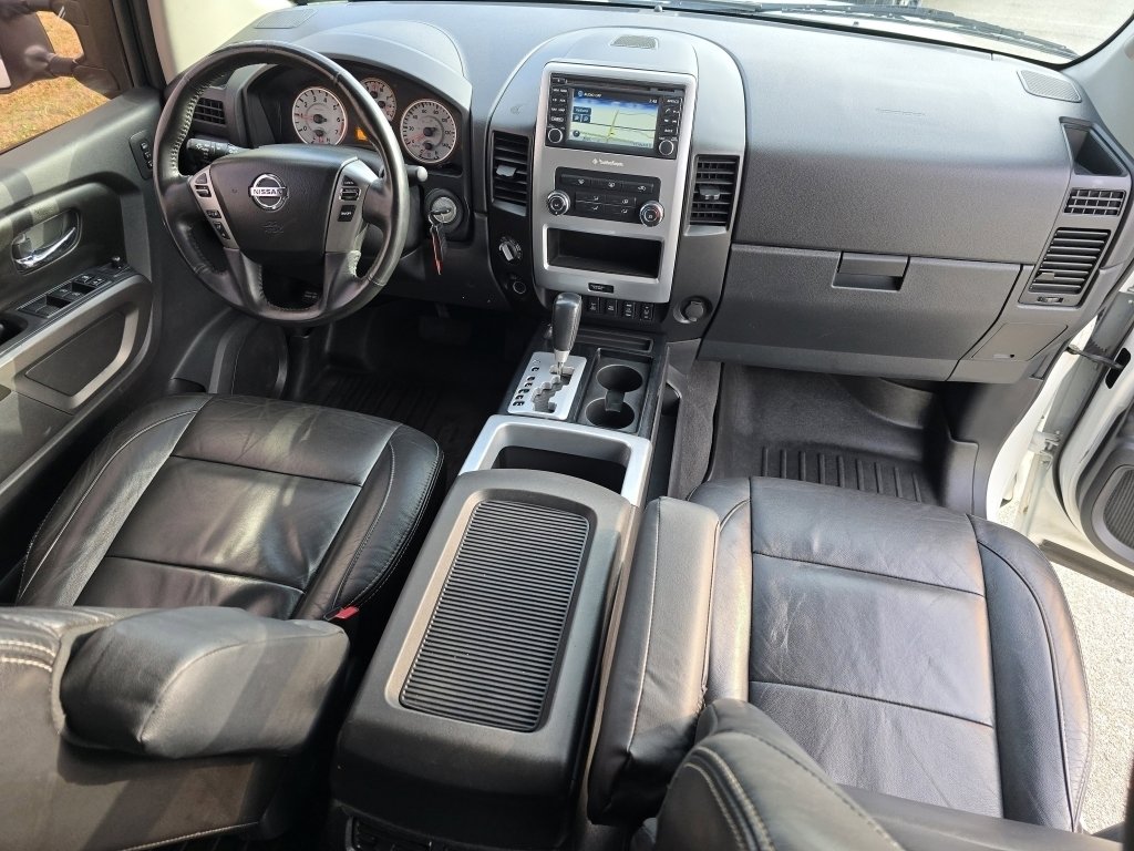 Used 2015 Nissan Titan PRO-4X w/ Pro-4x Luxury Package image 28