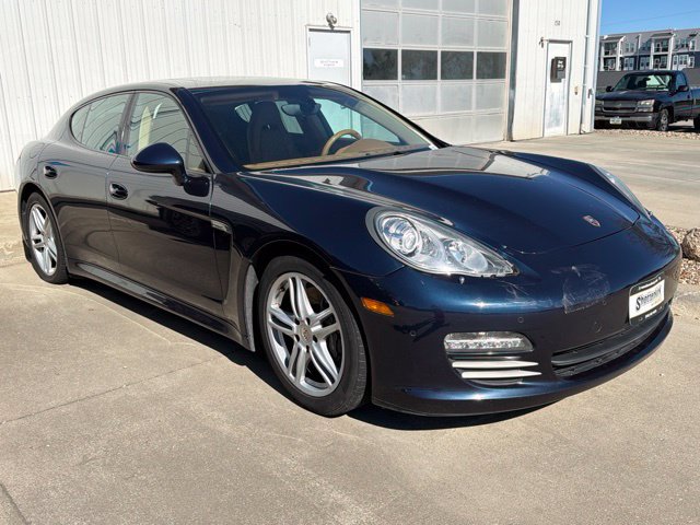 Used 2012 Porsche Panamera 4 w/ Premium Pkg Plus AWD/4WD image 4